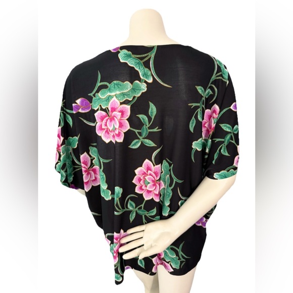 Natori Womens M Black Pink Floral Batwing Kimono Sleeve Oversized Blouse Top - Picture 3 of 10